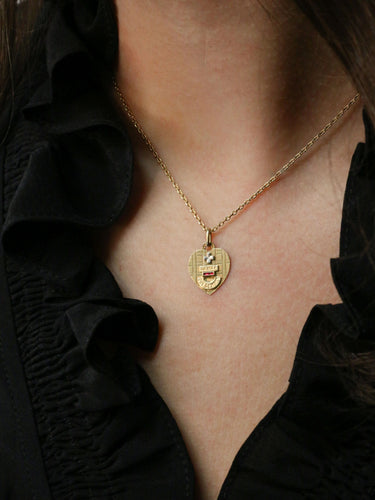 AUGIS - Médaille amour coeur Plus qu'hier moins que demain or jaune, rubis 58 Facettes J547
