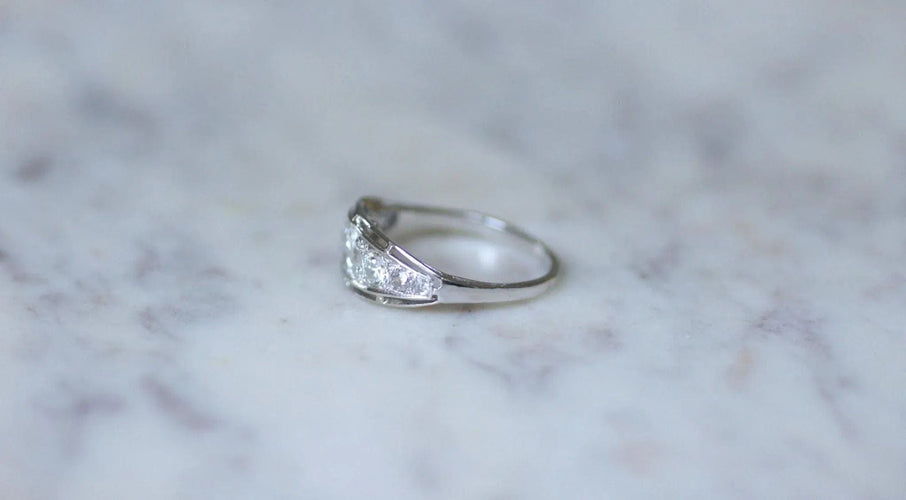 Bague 58 Bague Bandeau Diamants Art Deco sur Platine 58 Facettes