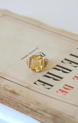 Bague Art Déco or jaune et blanc citrine 58 Facettes