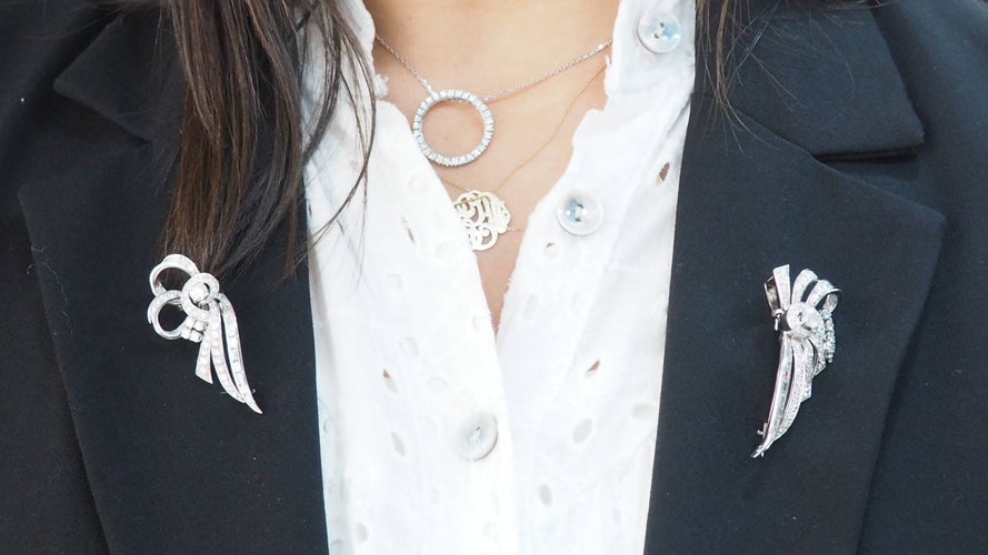 白金Art Deco双夹胸针，配有铂金和钻石 