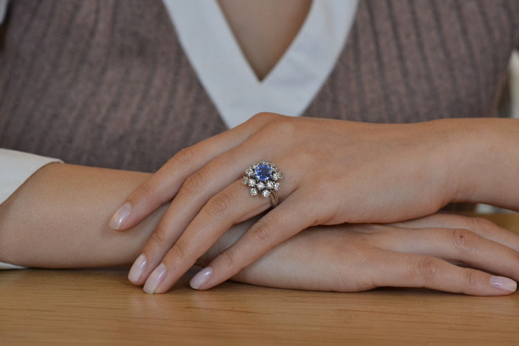 Bague 54 Bague vintage saphir non chauffée de 4,03cts 58 Facettes 27605-27223