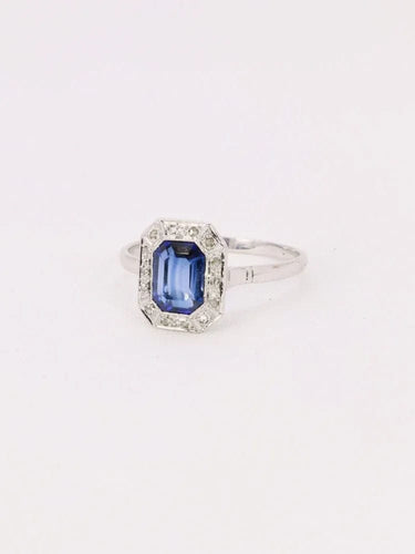 Bague 62 Bague vintage pierre bleue entourage diamants 58 Facettes J525