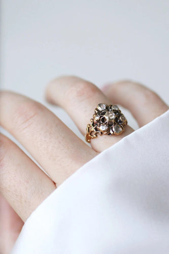 Bague Bague marguerite ancienne en or et diamants taille rose 58 Facettes