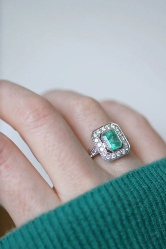Bague 56 Bague Émeraude Colombienne 2.00 Cts et Diamants Style Art Déco 58 Facettes