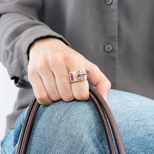 Bague 54 Bague Tank or jaune et gris, rubis et diamants 58 Facettes MEA4439