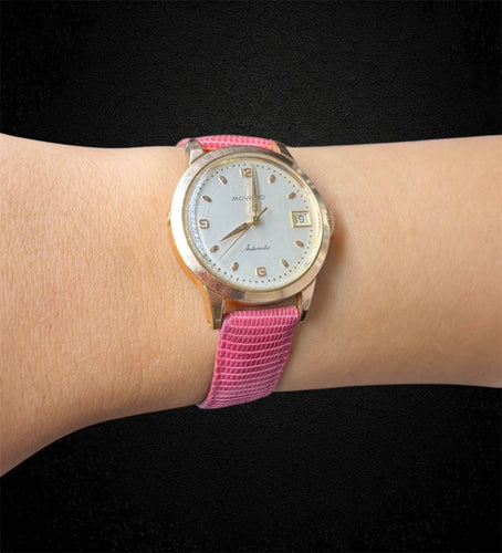 Montre MOVADO - Montre en or jaune des années 1950 — boîtier en or vissé, calibre 224A 58 Facettes