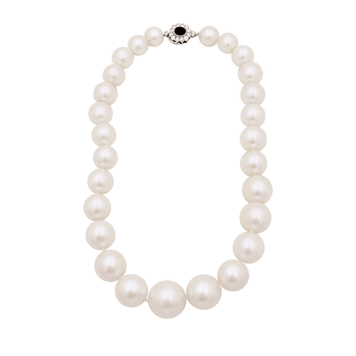 Collier Collier de perles, or blanc et diamants. 58 Facettes 34084