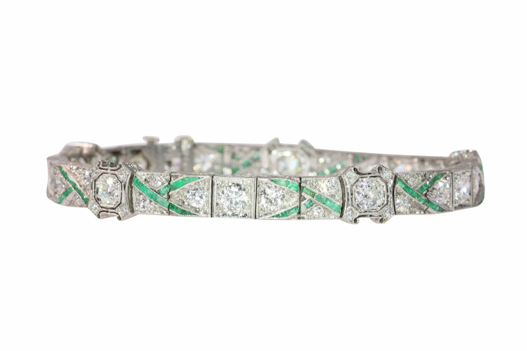 Bracelet Bracelet en platine des années 1920 avec diamants et émeraudes 58 Facettes 24183-0148