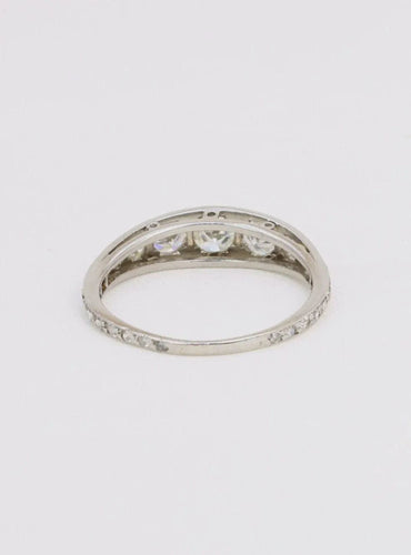 Bague jarretière ancienne en platine et diamants 1 ct 58 Facettes J203