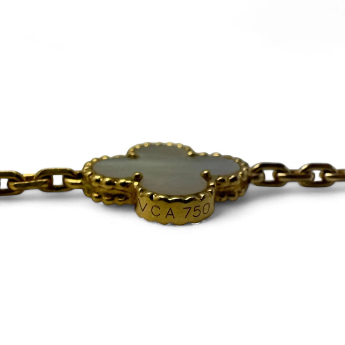 Collier Van Cleef & Arpels - Collier Vintage Alhambra 10 motifs Or Jaune Nacre 58 Facettes