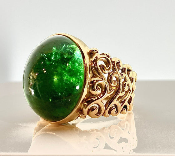 Bague 57 Bague en or jaune ornée tourmaline verte cabochon 58 Facettes AB314