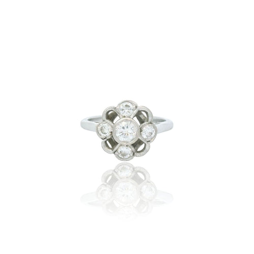 Bague 49 Bague vintage en or blanc avec diamants 58 Facettes