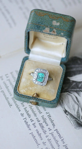 Bague 56 Bague Émeraude Colombienne 2.00 Cts et Diamants Style Art Déco 58 Facettes