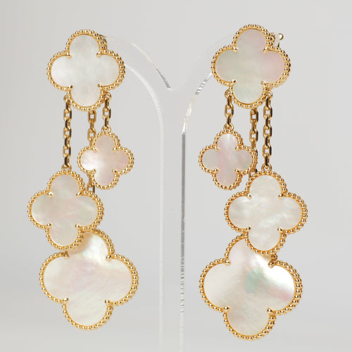 Boucles d'oreilles Van Cleef & Arpels - Boucles d’oreilles Magic Alhambra 4 motifs 58 Facettes