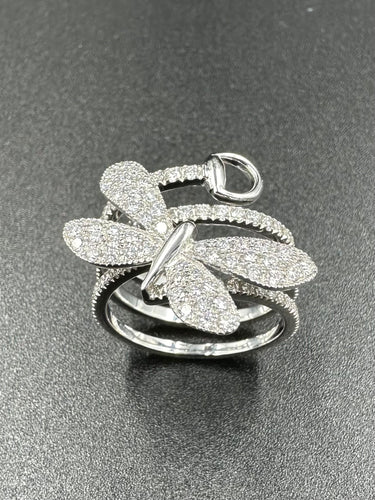 Bague 55 GUCCI. Collection "Flora", bague en or blanc 18K et diamants 58 Facettes