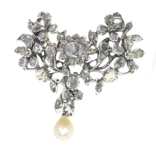 Broche Grâce géorgienne : broche en diamants et perles, vers 1740 58 Facettes 20169-0046