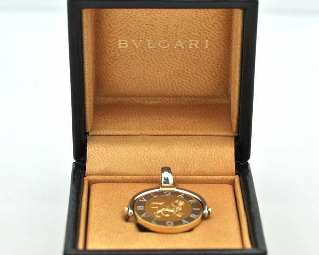 Pendentif Pendentif lion Bulgari en or et acier 58 Facettes 8461