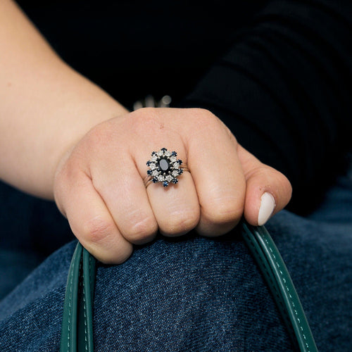 Bague Bague Marguerite en Or blanc 18k Saphir 58 Facettes NAR0342