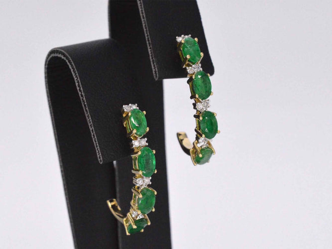 Gold earrings with diamonds and emerald 58 Facettes 2135