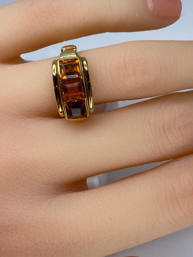 Bague Bague en or jaune 18 carats et topaze 58 Facettes AB202