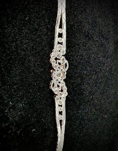 Bracelet Bracelet maille en écailles serti de brillants et saphirs 58 Facettes