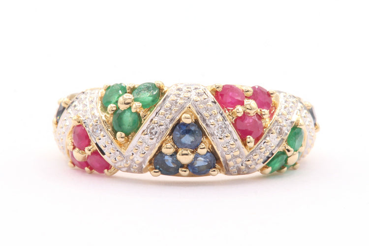 Bague 54 Bague en or jaune et blanc sertie de saphirs, rubis, émeraudes et diamants 58 Facettes B401