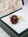 Bague 52 Bague Marguerite grenats or jaune 58 Facettes 561