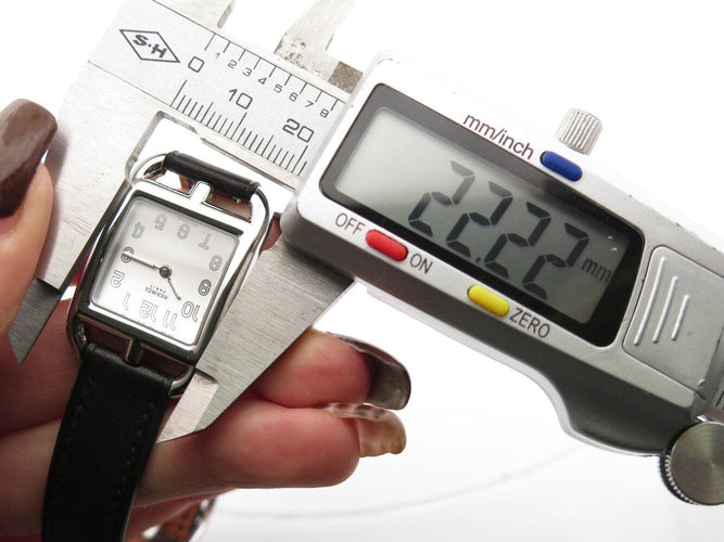 Montre montre HERMES cape cod pm cc1.210a quartz 33 mm en acier et cuir noir 58 Facettes 270891