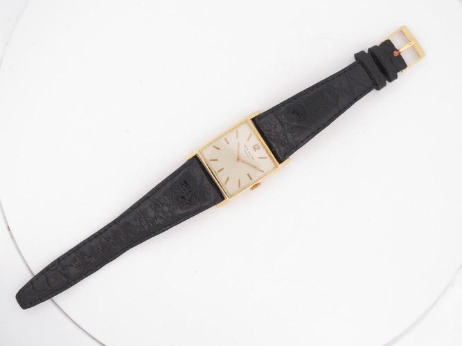 Montre vintage montre PATEK PHILIPPE carre or jaune mecanique 37 mm 58 Facettes 258852