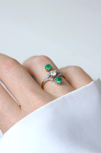 Bague 54 Bague Toi & Moi or jaune et platine, diamants et émeraudes 58 Facettes