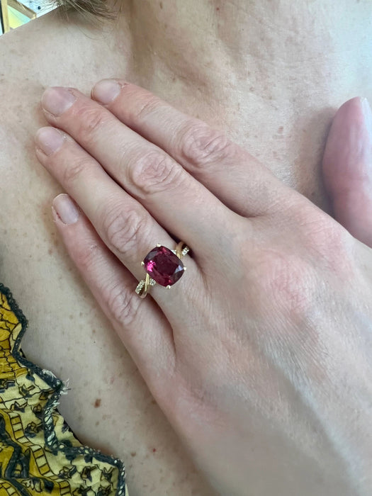 Bague 54 Bague Rubellite 4.16 Carats diamants or jaune 58 Facettes B360