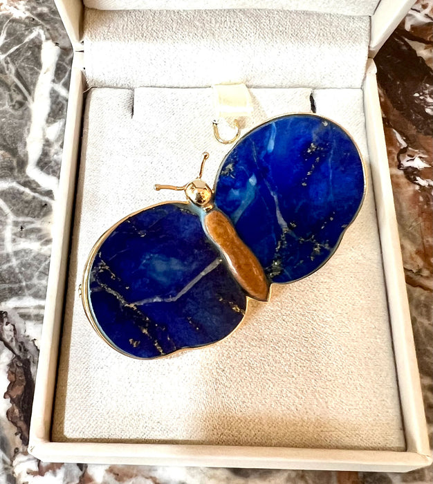 Yellow gold butterfly brooch, lapis lazuli, jasper