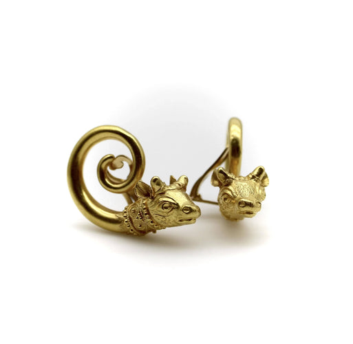 Boucles d'oreilles Boucles d'oreilles vintage en forme de tête de taureau en spirale en or 22 carats de Lalaounis 58 Facettes A2000X