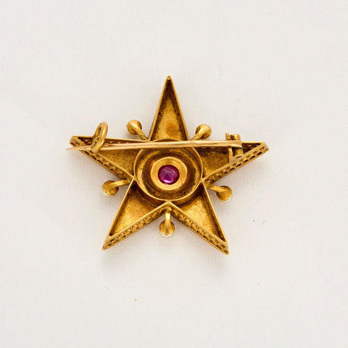 Broche Broche étoile or jaune, rubis et perles 58 Facettes BLO0159