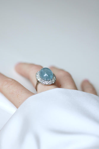 Bague 53.5 Bague Marguerite or blanc, Cabochon Aigue-Marine et Diamants 58 Facettes