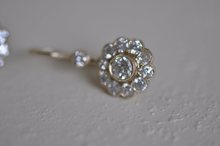 Boucles d'oreilles Boucles d'oreilles anciennes en or jaune et diamants 58 Facettes