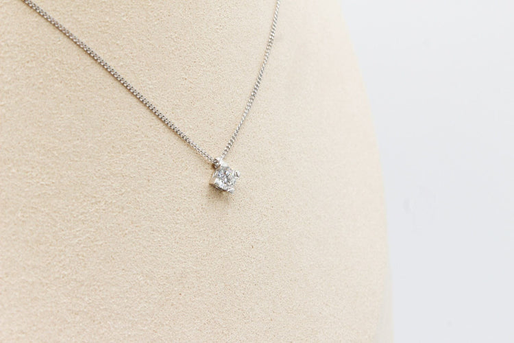 Pendentif Pendentif or blanc diamant 58 Facettes 250359