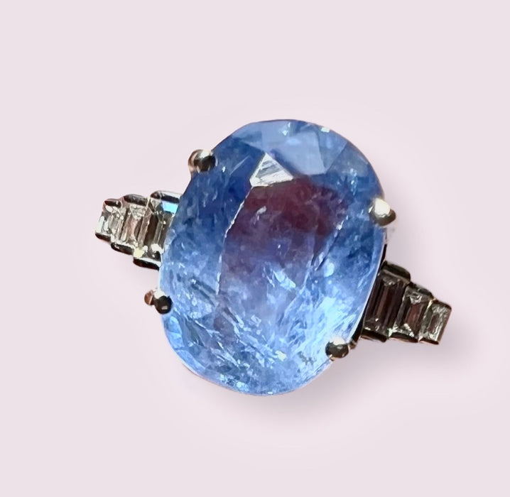 Natural ceylon sapphire ring with diamonds