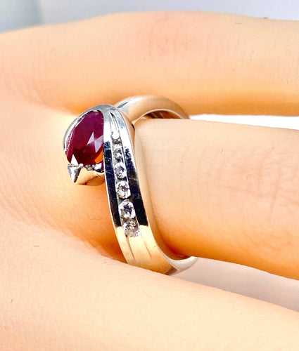 Bague 53 Bague or blanc rubis diamants 58 Facettes AB645