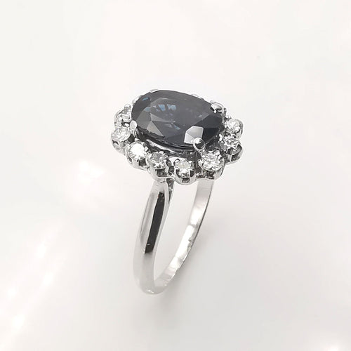 Bague 52 Bague en or saphir et diamants 58 Facettes