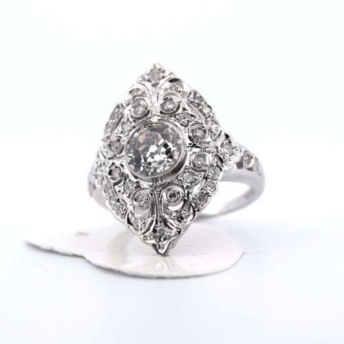 Bague 54 Bague Art Nouveau - or blanc, diamants 58 Facettes