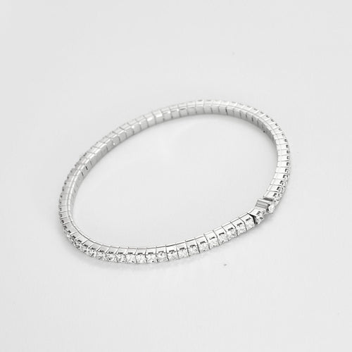 Bracelet Bracelet souple en or gris et diamants 58 Facettes JBW0018-18