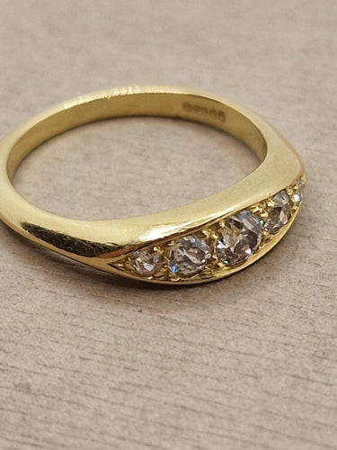 Bague 44 Bague anglaise en or jaune et diamants taille ancienne 58 Facettes