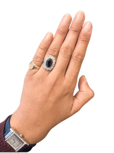 Bague Marguerite Art déco en or blanc 18 carats saphir et diamants 58 Facettes