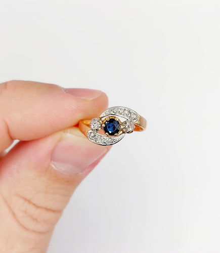 Bague 48 Bague tourbillon antique or rose saphir et diamants taille rose (circa 1900) 58 Facettes A06284