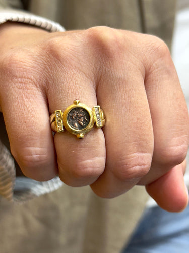 Bague Bague antique or jaune et diamants 58 Facettes