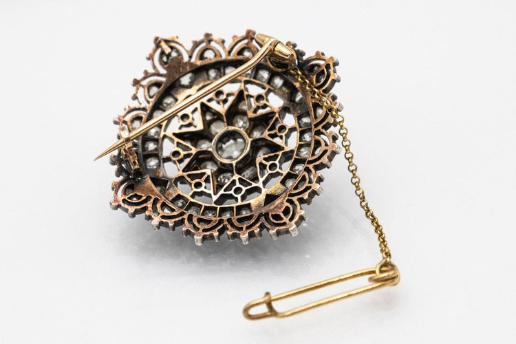 Broche Brooch antique en or jaune et argent avec diamants anciens, fin XIXe siècle 58 Facettes 10359