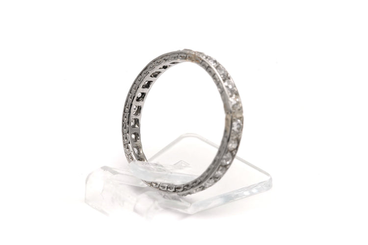 Bague 51 Alliance américaine Art Déco en or blanc 18 carats sertie de diamants old cut 58 Facettes B782