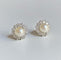 Boucles d'oreilles Boucles d'oreilles en or blanc perles et diamants 58 Facettes