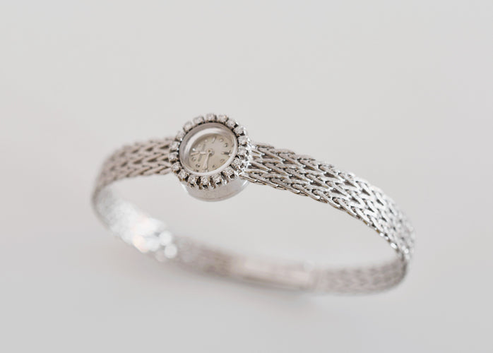 Montre Jaeger-LeCoultre - Montre femme or blanc et diamants, vers 1960 58 Facettes JLC-400